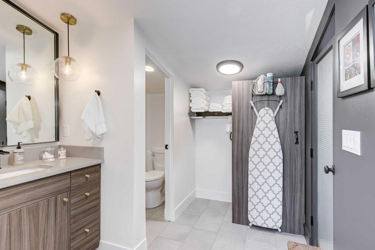 Stylish And Modern Boise Studio With Foothills Views! Екстер'єр фото